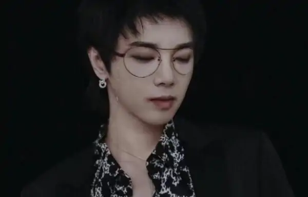 亲爱的小孩是谁唱的 亲爱的小孩是谁演唱的(我亲爱的小孩歌曲原唱)-第5张图片-波音达手游百科