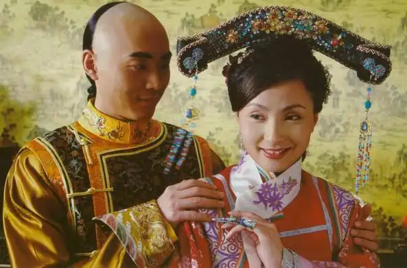 《倾国倾城展容颜》最新txt全集下载-第8张图片-波音达手游百科