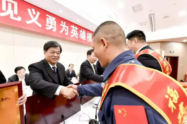 当兵被冒名顶替怎么才能报上(当兵冒名顶替违法吗)-第6张图片-波音达手游百科