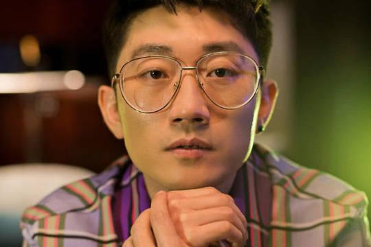 我们结婚吧歌曲原唱-第1张图片-波音达手游百科