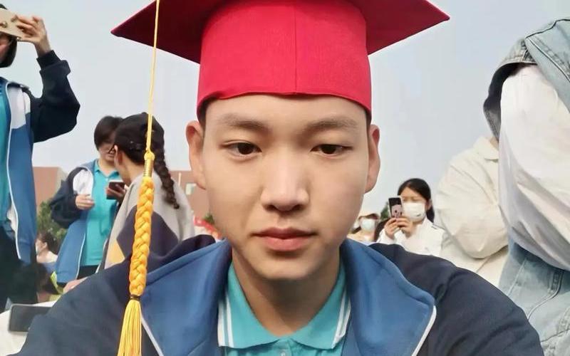 顶天立地打一生肖-第1张图片-波音达百科