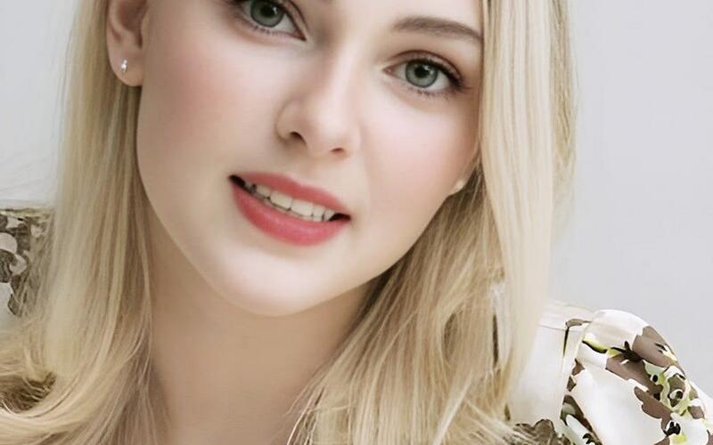 安娜 索菲娅 罗伯-第1张图片-波音达百科