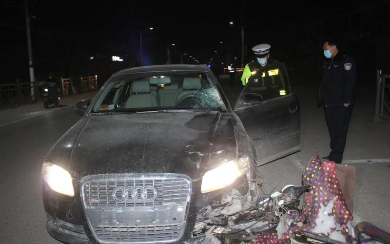 昌平奥迪撞人着火-第1张图片-波音达百科