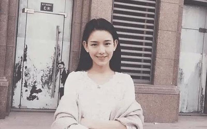 孙一宁整容前照片-第1张图片-波音达百科