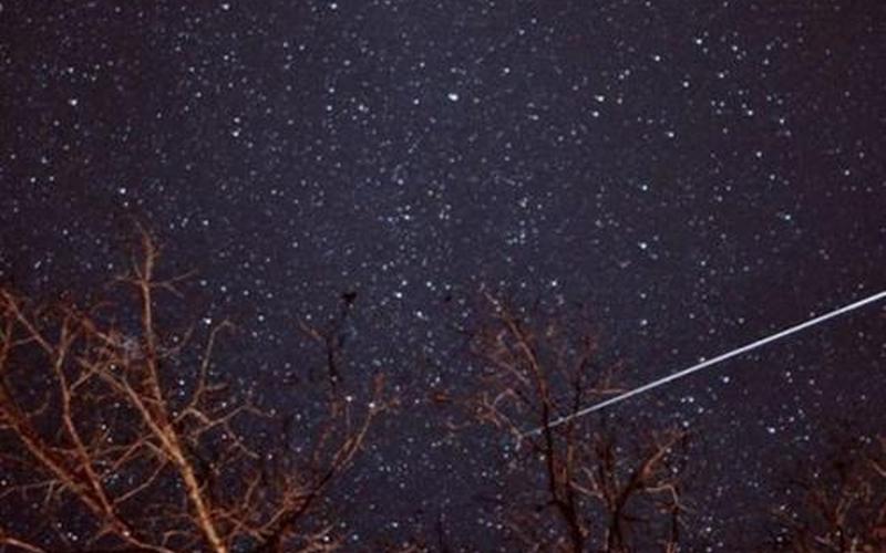 流星雨2021年8月流星雨时间-第1张图片-波音达手游百科