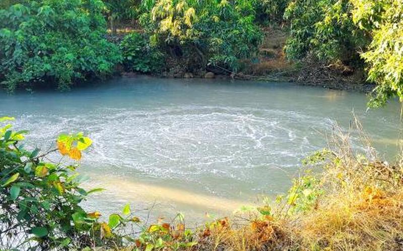 重庆一村庄河水冒泡能引燃-第1张图片-波音达百科