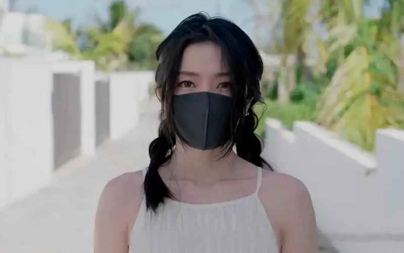玩偶姐姐不戴口罩照片-第1张图片-波音达百科