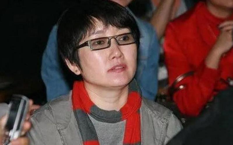 郑艳东的个人资料-第1张图片-波音达百科