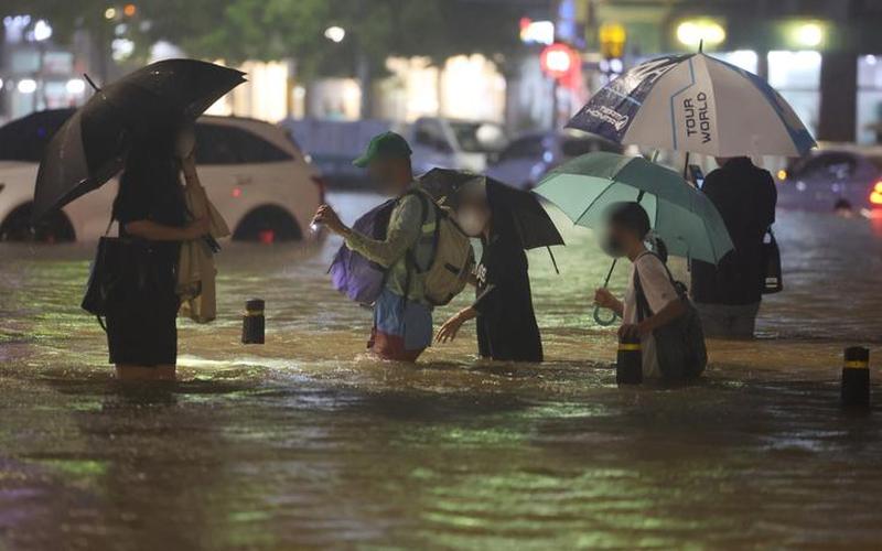 倾盆大雨是哪个城市-第1张图片-波音达手游百科