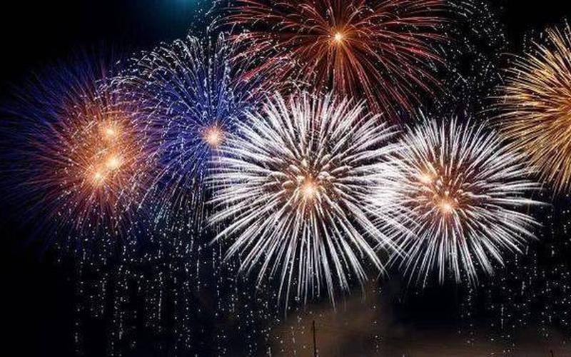 烟花璀璨打一生肖-第1张图片-波音达百科