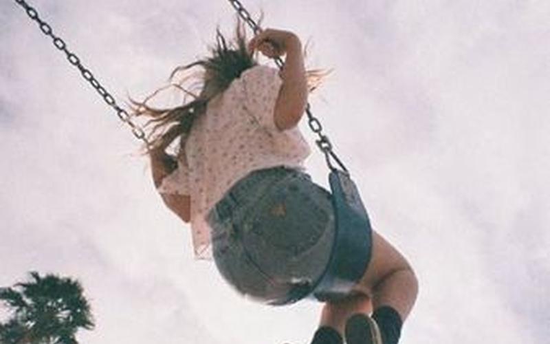 女生说想荡秋千什么意思-第1张图片-波音达百科