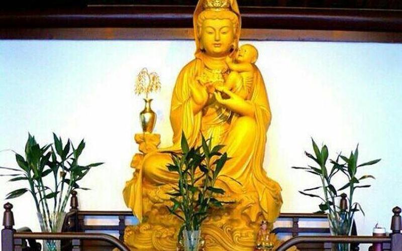 拜观音念三句话最灵-第1张图片-波音达百科