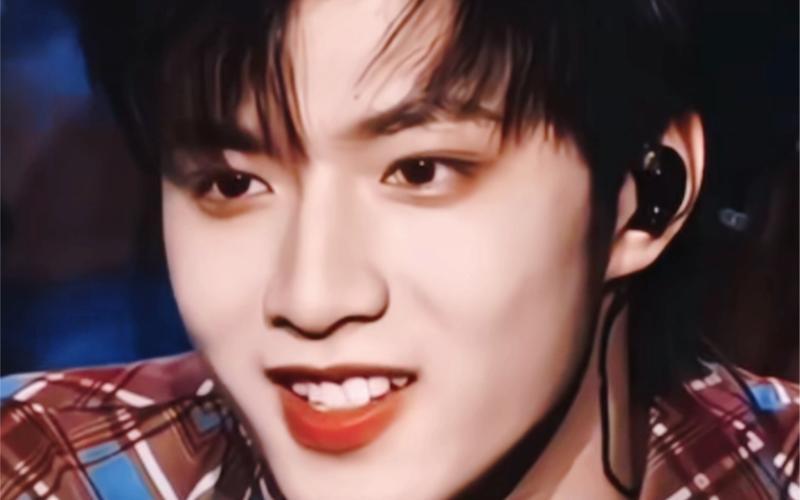 刘耀文喜欢了九年的女生是谁-第1张图片-波音达百科