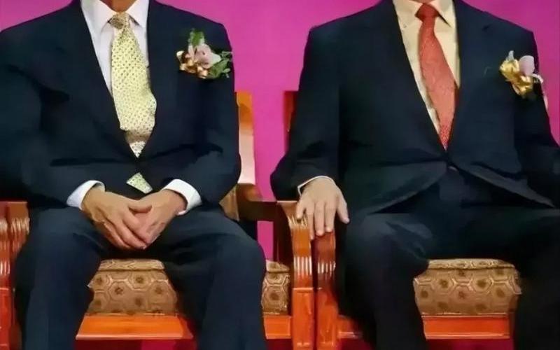 澳门赌王何鸿燊传拼音-第1张图片-波音达百科