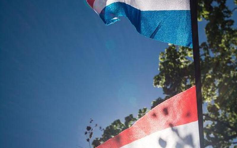 法国国旗和荷兰国旗-第1张图片-波音达百科