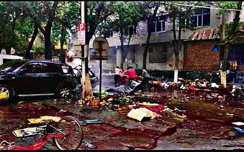 乌鲁木齐早市爆炸-第1张图片-波音达百科