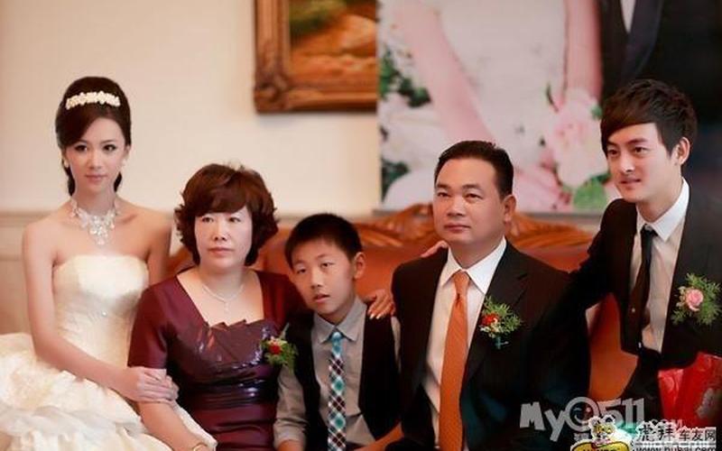 蒋晨和祁峰的婚礼-第1张图片-波音达百科