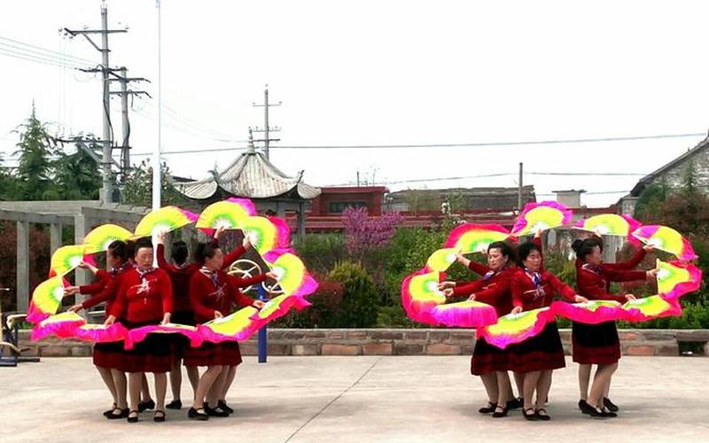 杨艺广场舞第六季-第1张图片-波音达手游百科