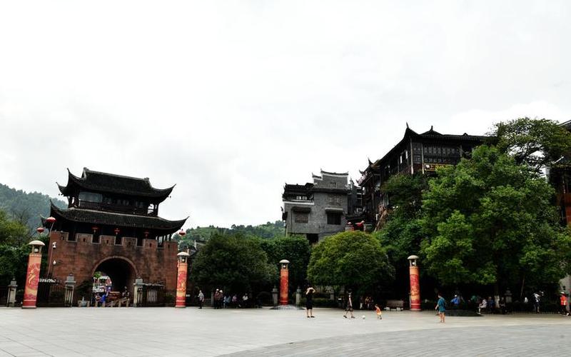 凤凰古城 湘西明珠-第1张图片-波音达百科