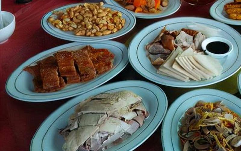 普通婚宴一桌多少钱-第1张图片-波音达百科