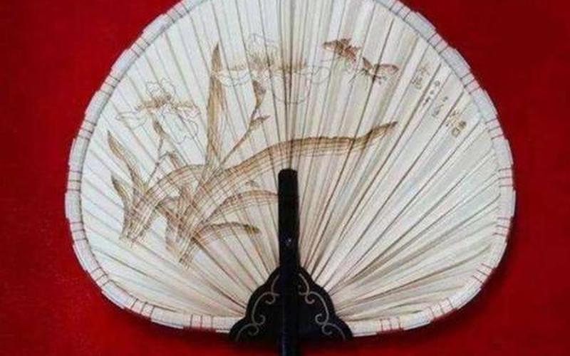 最早的扇子是用什么材料做的-第1张图片-波音达百科