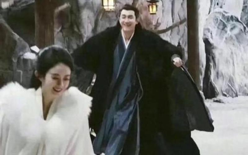 赵丽颖朝阳饭店1v3了解一下-第1张图片-波音达百科