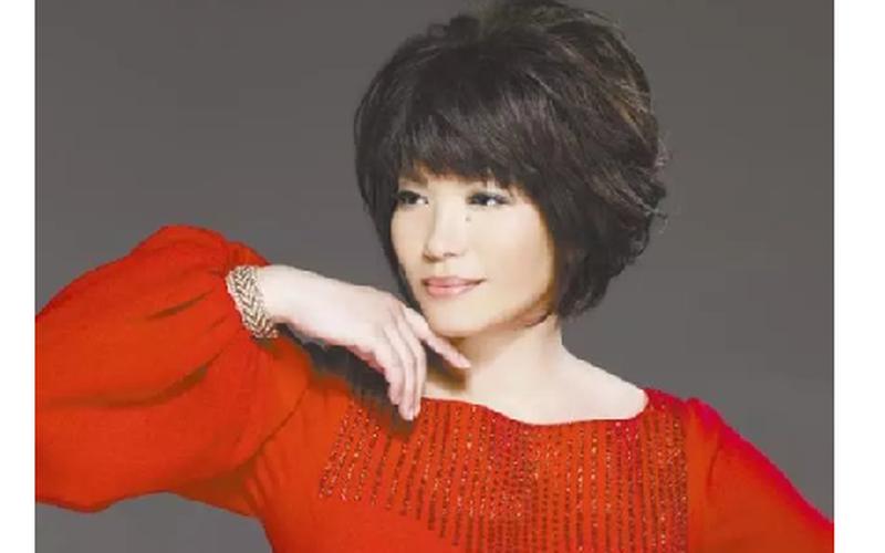 是谁在敲打我的窗-第1张图片-波音达百科