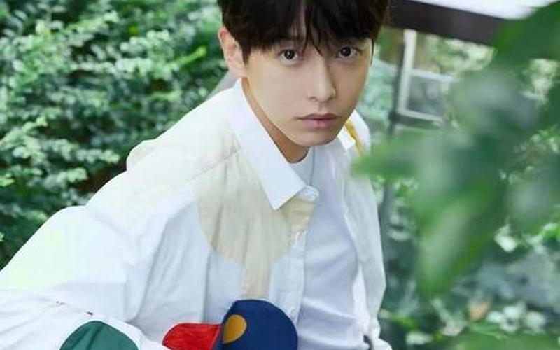 张子枫高考成绩多少分-第1张图片-波音达百科