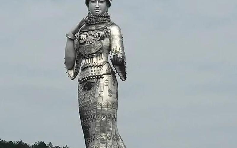 牡丹仙子雕像被指缺乏美感 当地回应-第1张图片-波音达百科