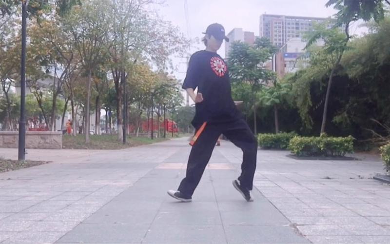 太空步是谁发明的-第1张图片-波音达百科