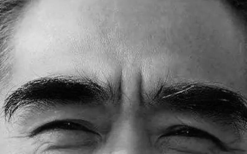 眉毛一根长什么意思-第1张图片-波音达百科