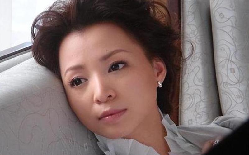 董卿最近出什么事了-第1张图片-波音达百科