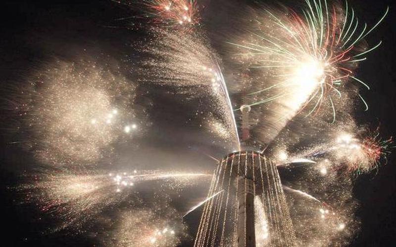 世界上最诡异的烟花-第1张图片-波音达百科