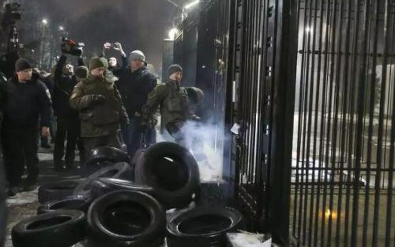 乌克兰向俄罗斯边境开火-第1张图片-波音达百科