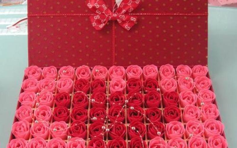 情人节买什么礼物-第1张图片-波音达百科