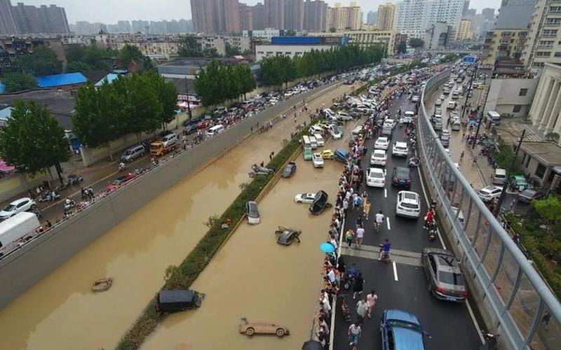 河南暴雨致京广线中断-第1张图片-波音达百科