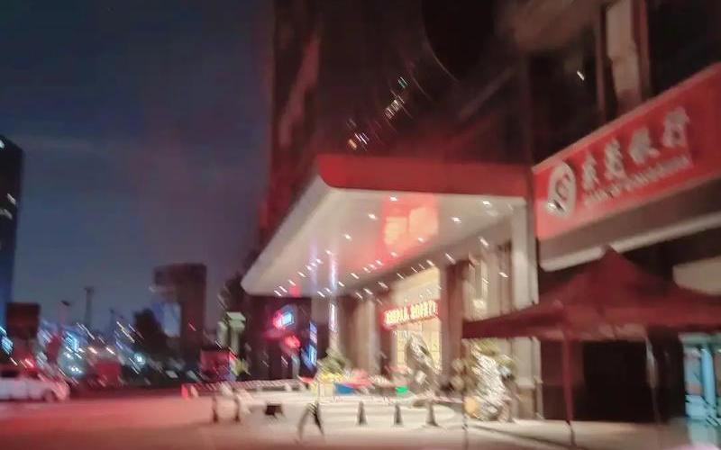 年少多轻狂天高欲何往什么歌-第1张图片-波音达百科