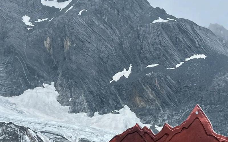 玉龙雪山海拔多少-第1张图片-波音达百科