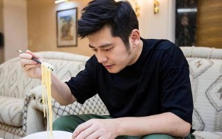 天天向上周怡唱歌