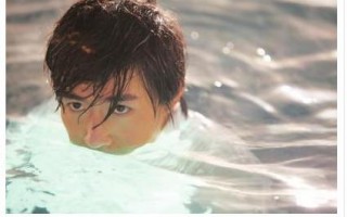 俞灏明爆炸事件是怎么回事(求俞灏明爆炸事件后的照片。)