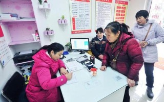 现在请保姆多少钱