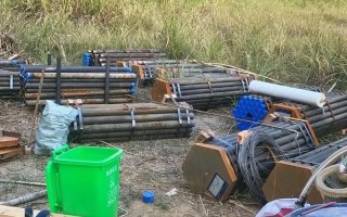 在工地跟一个做完接着另一个