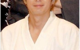 德井义实之拉下拉链