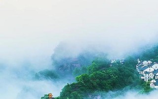 楚山泰山皆白云下一句