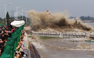 八月十八潮 壮观天下无
