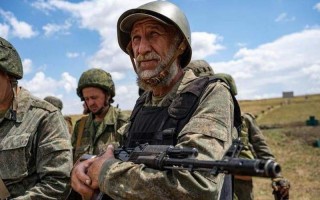 乌克兰俄罗斯为什么打仗