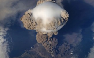 黄石公园火山爆发了怎么办(美国黄石公园火山爆发是什么时候)