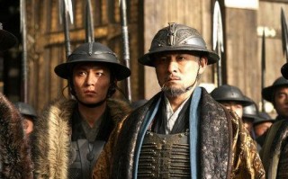 三国见龙卸甲的主题曲叫什么啊?谁有见龙卸甲主题曲的曲谱啊?