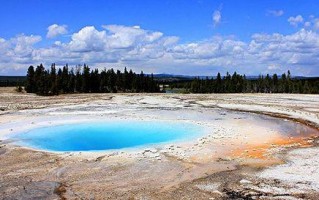 黄石公园是火山喷发形成的?如果黄石公园火山喷发哪个国家最安全