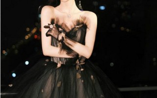 蔡徐坤公主抱鞠婧祎